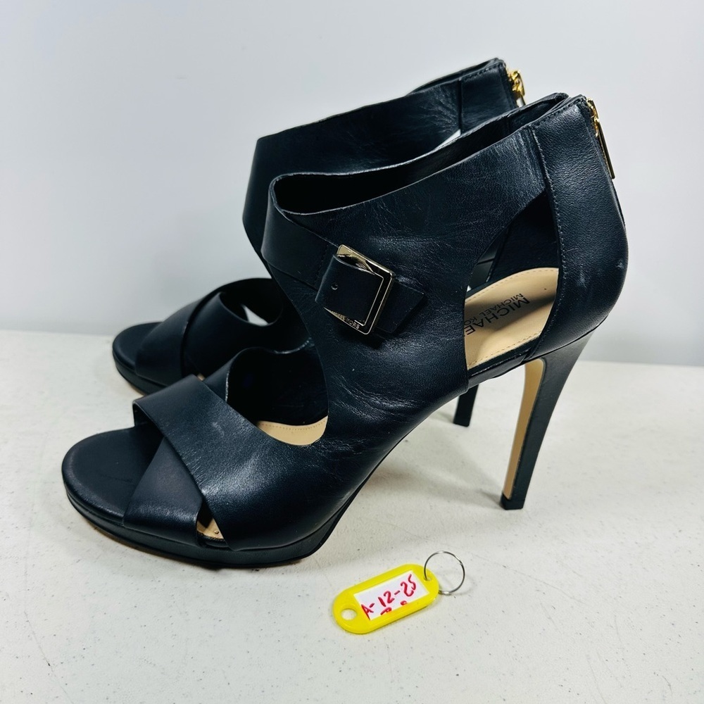 Michael Michael Kors Kimber Platform Sandal - Women's size 10